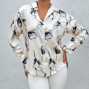 Camisa con estampado floral